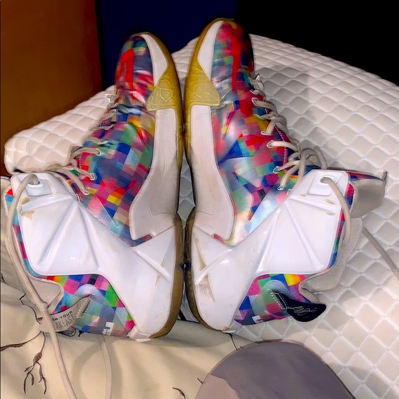 Worn only 3 times. Very comfy, bought for $220.00 - Picture 3 of 3